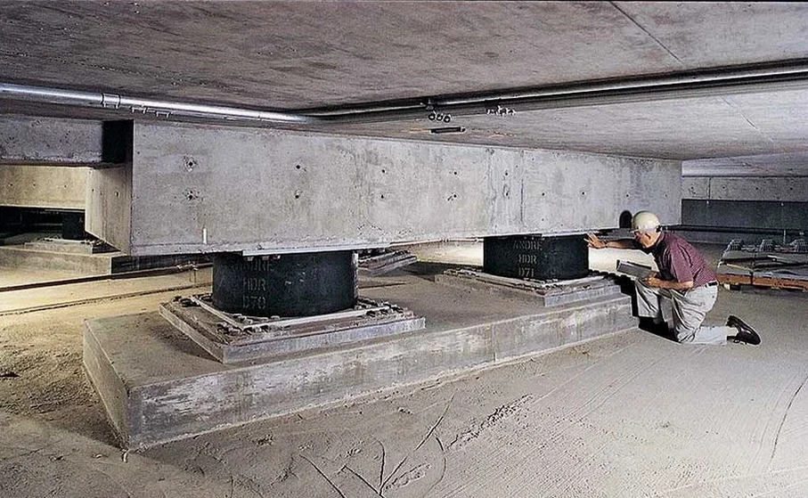 Base Isolation Seismic Design in Barrie: Laboratory Testing & Site Characterization