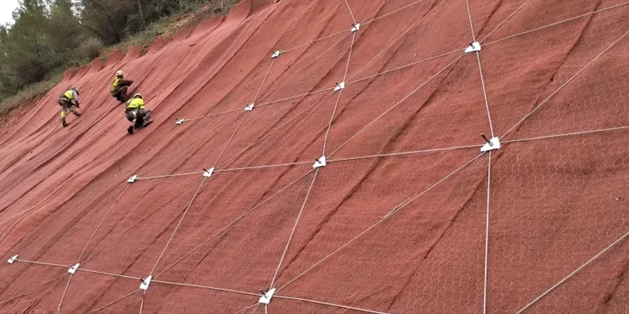 Slope Stability Analysis in Barrie: Protecting Ontario Hillside Construction